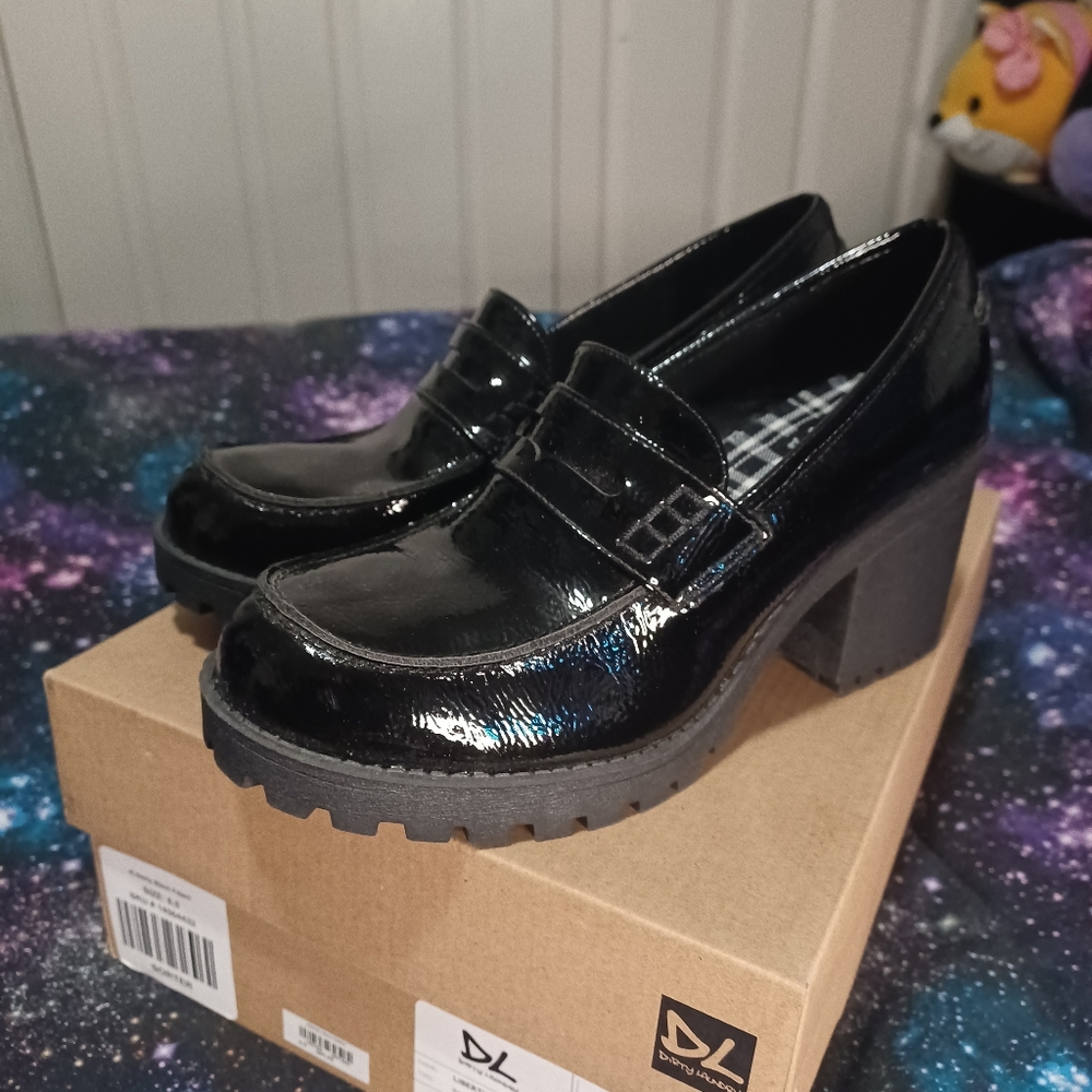 Dirty Laundry - Liberty Loafers